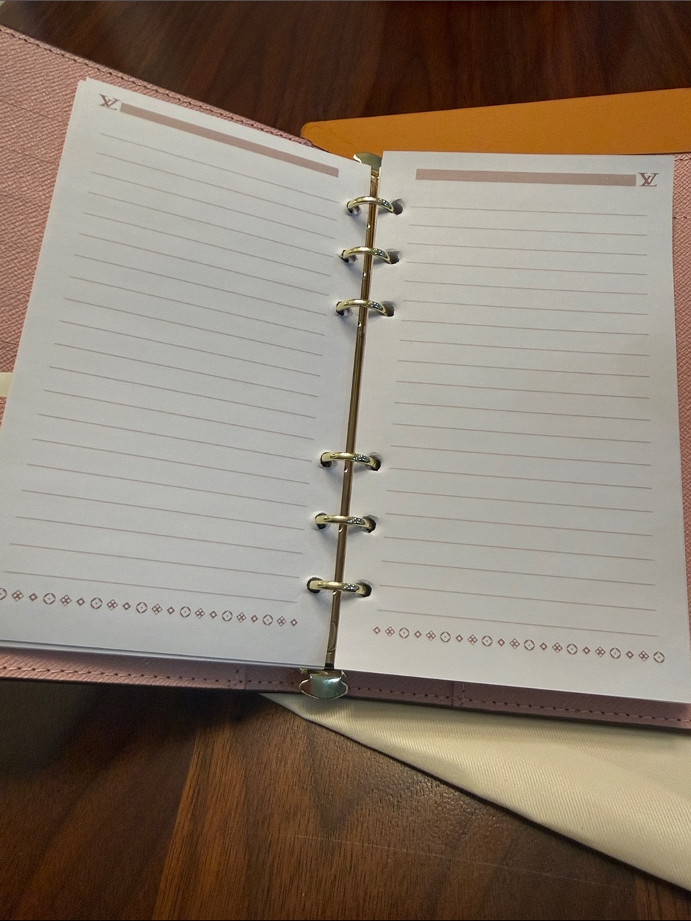 Vivienne Medium Ring Agenda - Picture 4 of 7